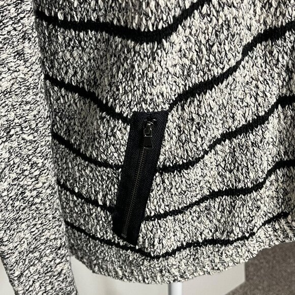 Lou & Grey Women's Gray and Black Striped Cardigan Size Small - Picture 3 of 6